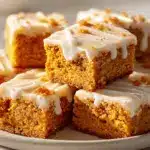 pumpkin spice cream cheese bars - featured image